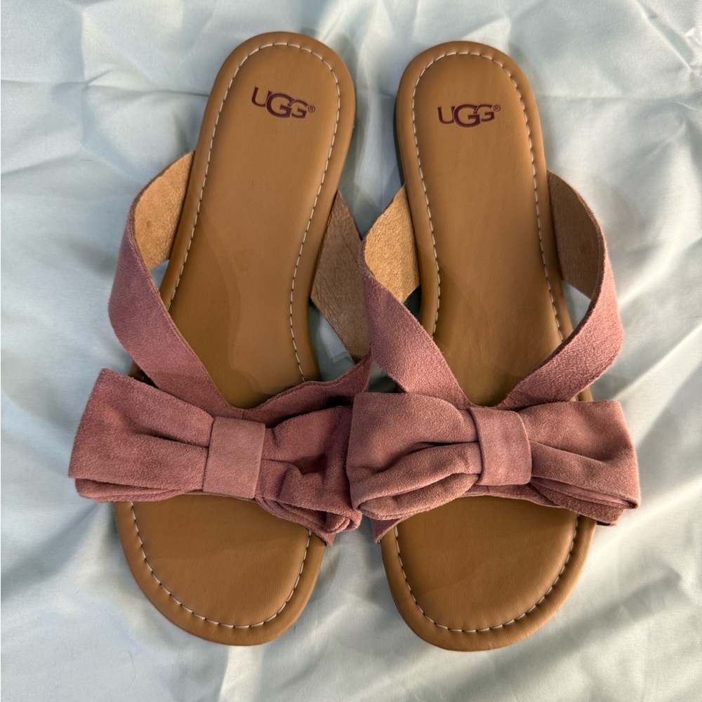 Ugh pink Fonda sandal